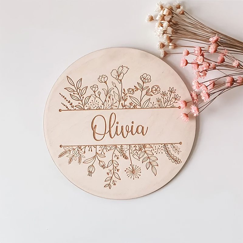 Home Decor Unique - Kişiye Özel Çiçek Desenli İsim Plaketi,